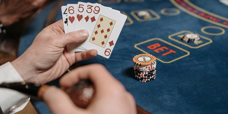 Poker blackjack về chiến thuật nâng cao